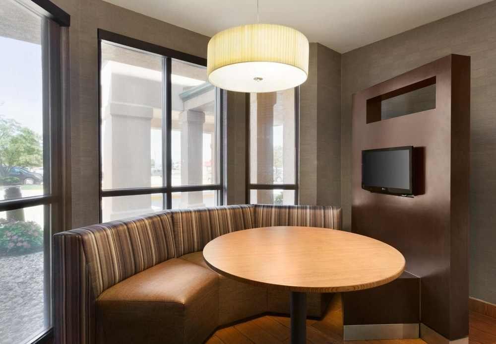 Hotel Courtyard By Marriott Bloomington Normal Extérieur photo