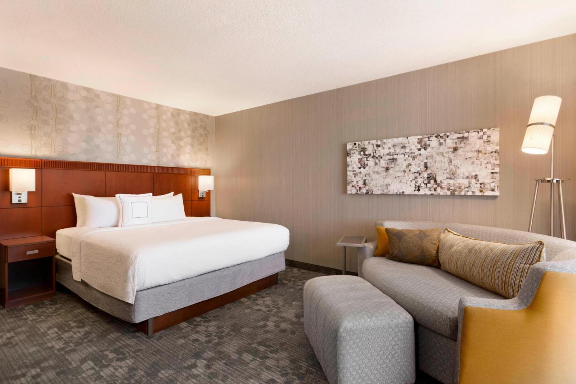 Hotel Courtyard By Marriott Bloomington Normal Extérieur photo