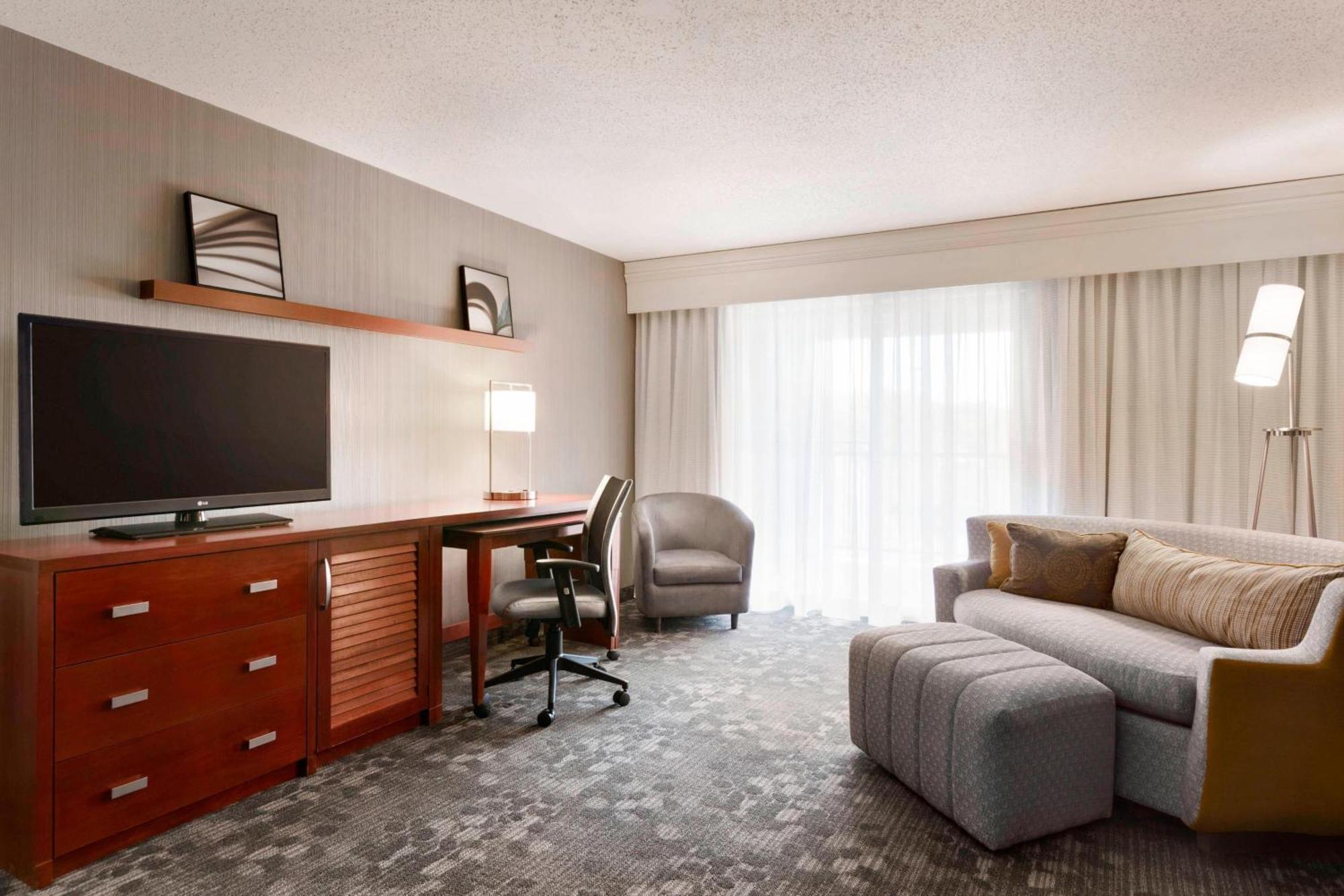 Hotel Courtyard By Marriott Bloomington Normal Extérieur photo