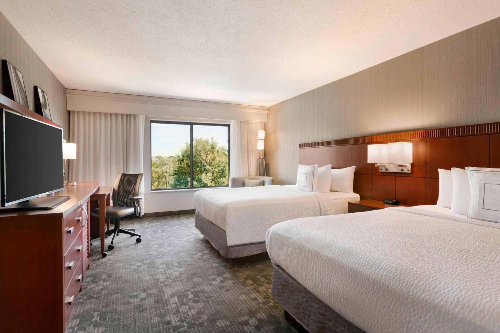 Hotel Courtyard By Marriott Bloomington Normal Extérieur photo